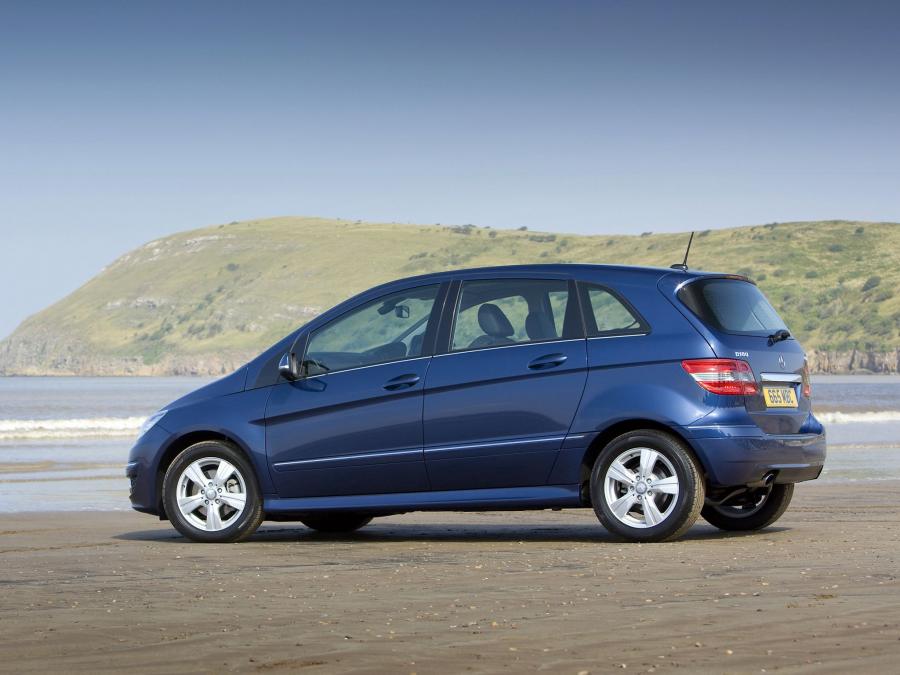  Mercedes-Benz B-Class 2008 года  (UK) (фото 16 из 18)